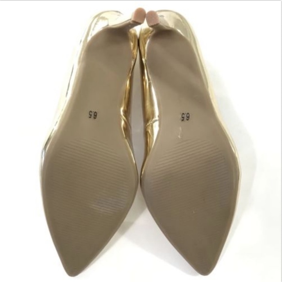 FARYLROBIN Stiletto Heels Gold Closed Toe NEW 6.5 - Picture 5 of 6